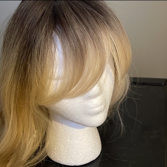 Rooted Wavy Mixed Blonde Synthetic Wig with Bangs - New #C - Picture 8 of 16